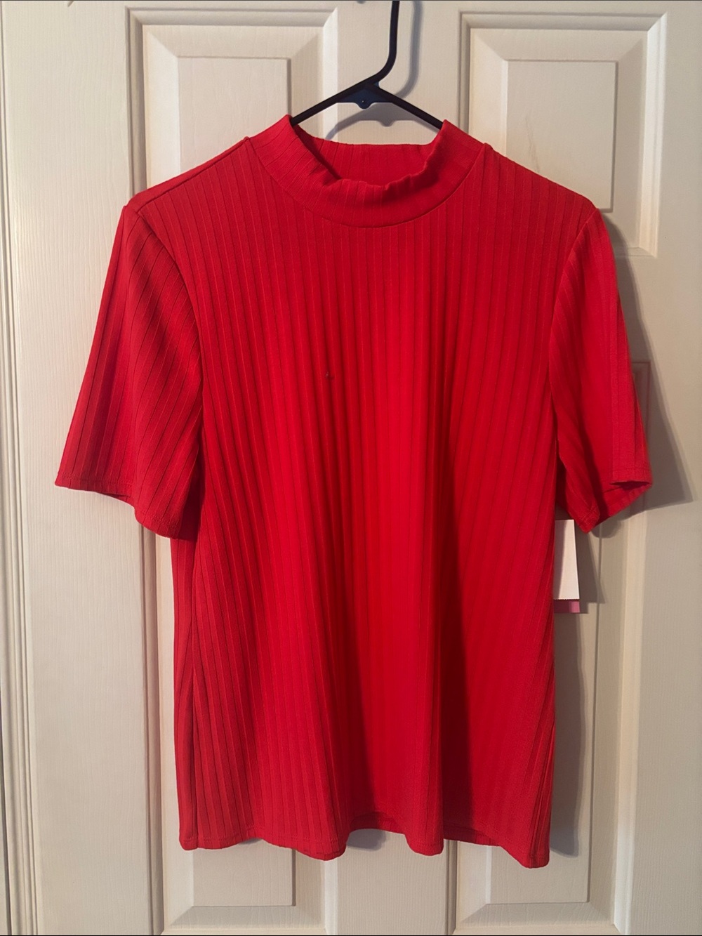 Women’s Ribbed Mock-Neck Short Sleeve Shirt - Red